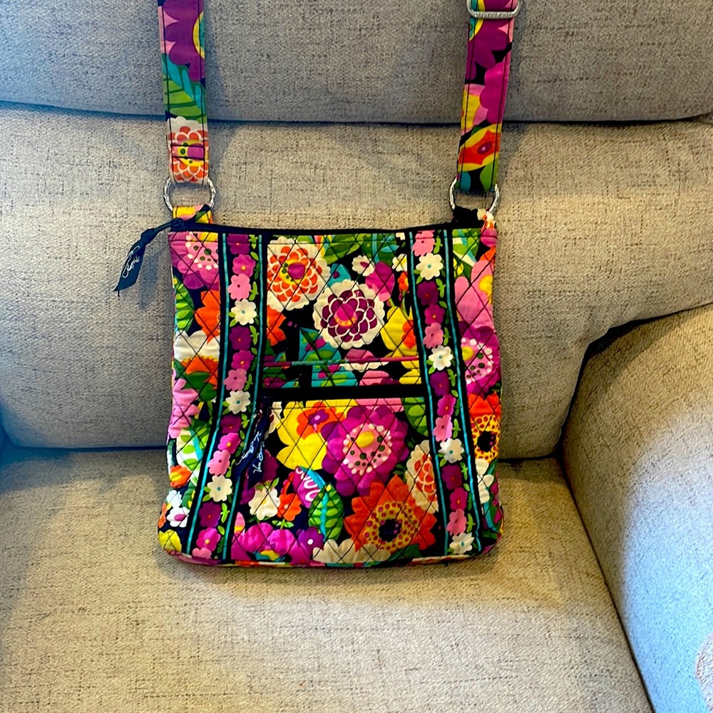 Vera Bradley flower print purse